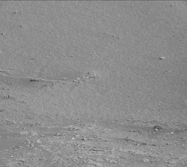 Sol 2334: Mast Camera (Mastcam)