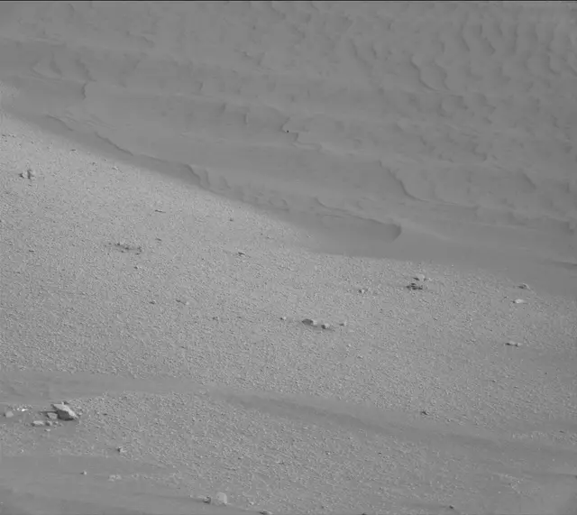 Sol 2334: Mast Camera (Mastcam)