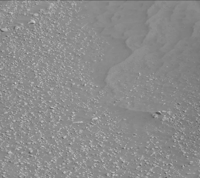 Sol 2334: Mast Camera (Mastcam)