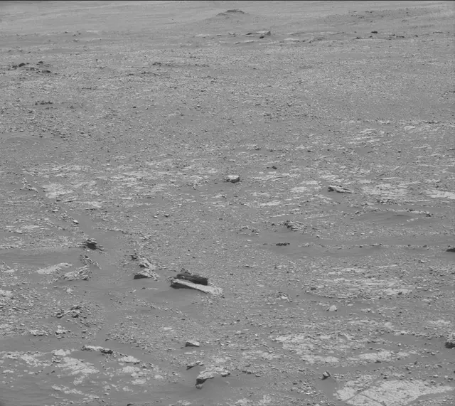 Sol 2338: Mast Camera (Mastcam)