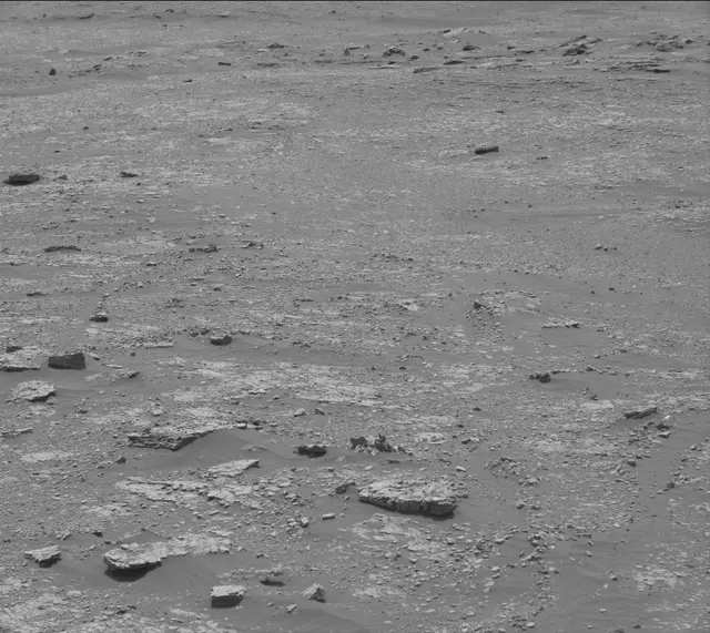 Sol 2338: Mast Camera (Mastcam)