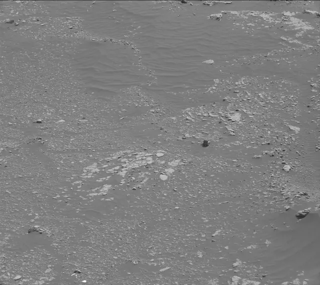 Sol 2338: Mast Camera (Mastcam)