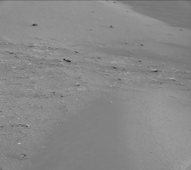 Sol 2338: Mast Camera (Mastcam)