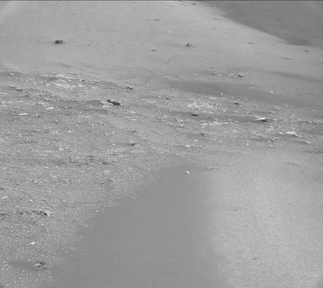 Sol 2338: Mast Camera (Mastcam)