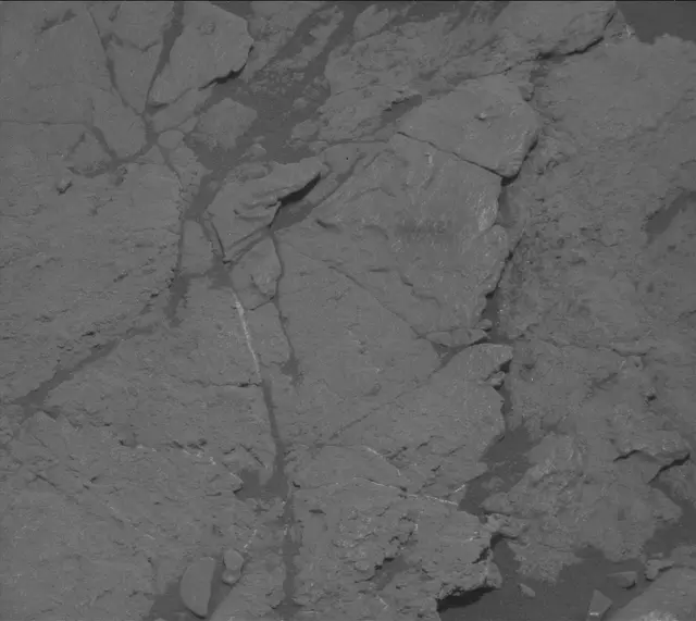 Sol 2338: Mast Camera (Mastcam)