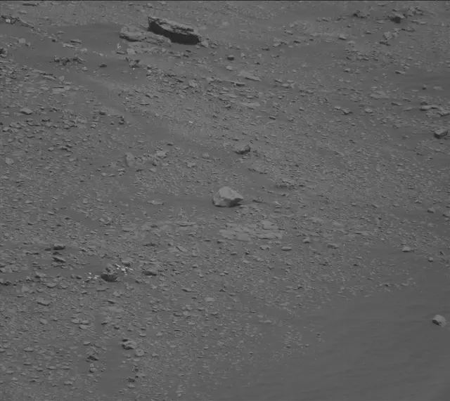 Sol 2338: Mast Camera (Mastcam)