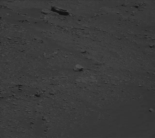 Sol 2338: Mast Camera (Mastcam)