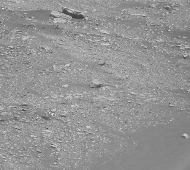 Sol 2338: Mast Camera (Mastcam)