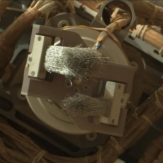 Sol 2339: Mast Camera (Mastcam)