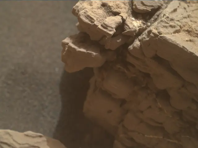 Sol 2339: Mars Hand Lens Imager (MAHLI)
