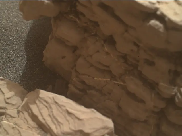 Sol 2339: Mars Hand Lens Imager (MAHLI)