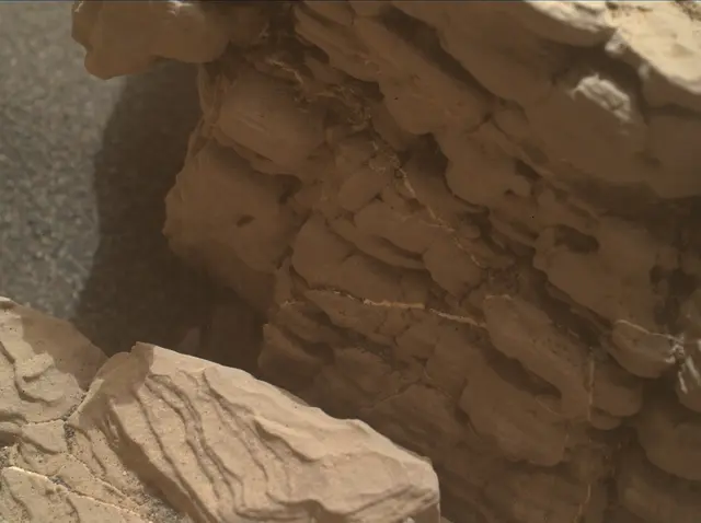 Sol 2339: Mars Hand Lens Imager (MAHLI)