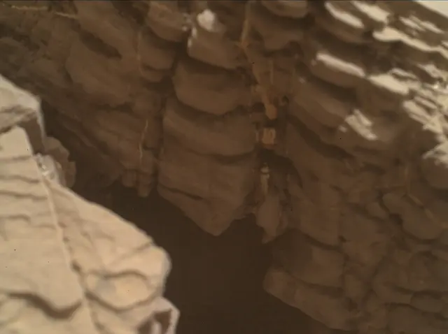 Sol 2339: Mars Hand Lens Imager (MAHLI)