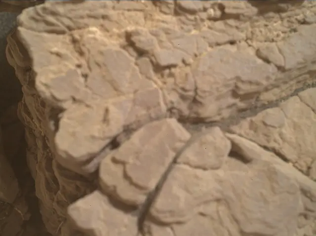 Sol 2339: Mars Hand Lens Imager (MAHLI)