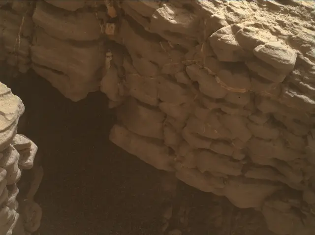 Sol 2339: Mars Hand Lens Imager (MAHLI)
