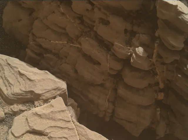 Sol 2339: Mars Hand Lens Imager (MAHLI)