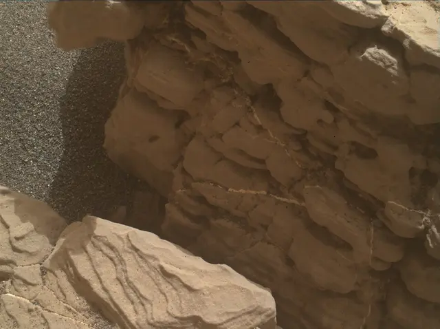 Sol 2339: Mars Hand Lens Imager (MAHLI)