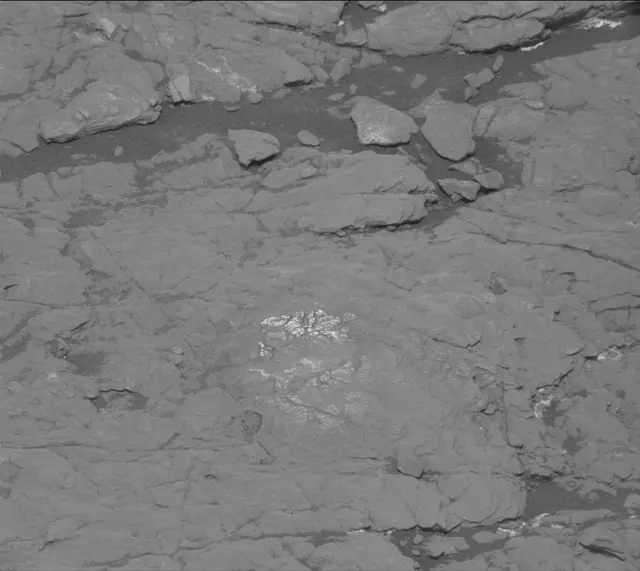 Sol 2347: Mast Camera (Mastcam)
