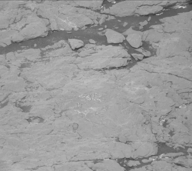 Sol 2347: Mast Camera (Mastcam)