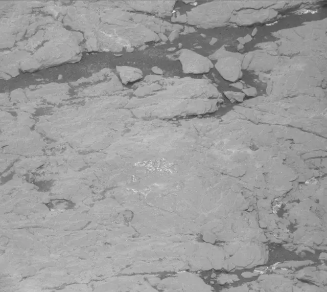 Sol 2347: Mast Camera (Mastcam)