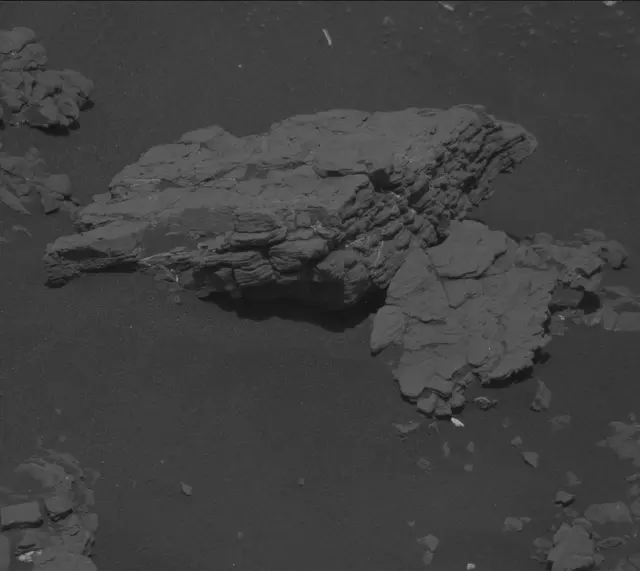 Sol 2347: Mast Camera (Mastcam)