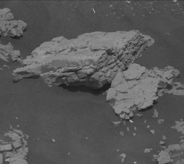 Sol 2347: Mast Camera (Mastcam)