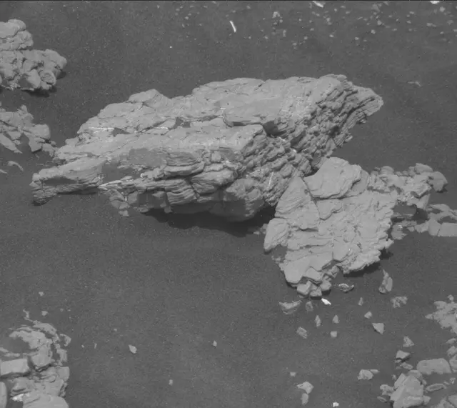 Sol 2347: Mast Camera (Mastcam)