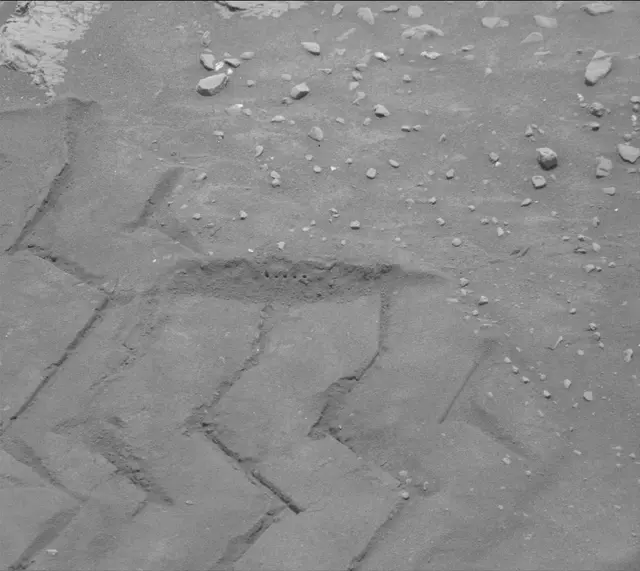Sol 2349: Mast Camera (Mastcam)