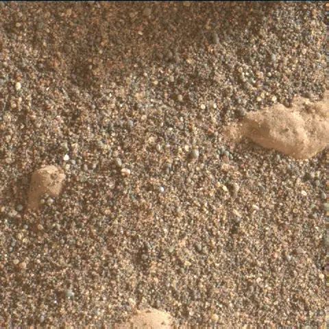 Sol 2349: Mars Hand Lens Imager (MAHLI)