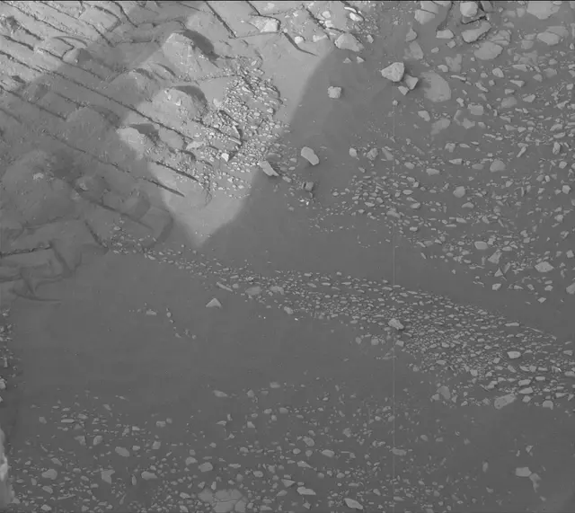 Sol 2350: Mast Camera (Mastcam)