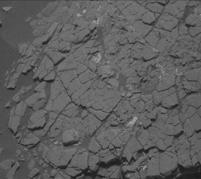 Sol 2351: Mast Camera (Mastcam)