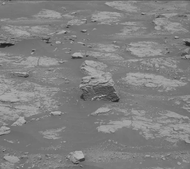Sol 2352: Mast Camera (Mastcam)