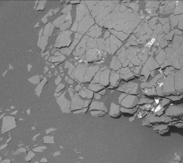 Sol 2352: Mast Camera (Mastcam)