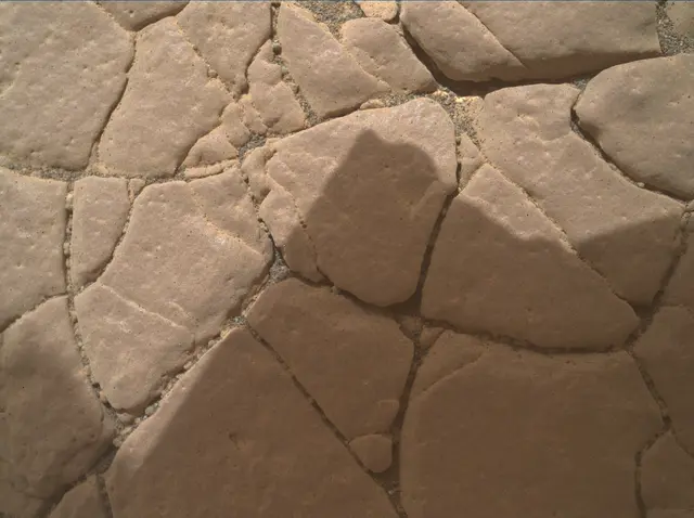 Sol 2352: Mars Hand Lens Imager (MAHLI)