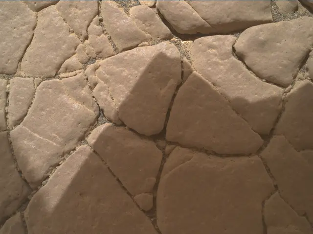 Sol 2352: Mars Hand Lens Imager (MAHLI)