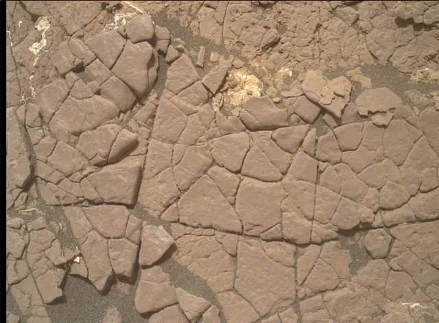 Sol 2352: Mars Hand Lens Imager (MAHLI)