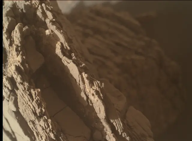 Sol 2352: Mars Hand Lens Imager (MAHLI)