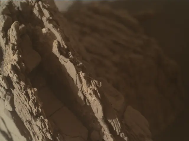 Sol 2352: Mars Hand Lens Imager (MAHLI)