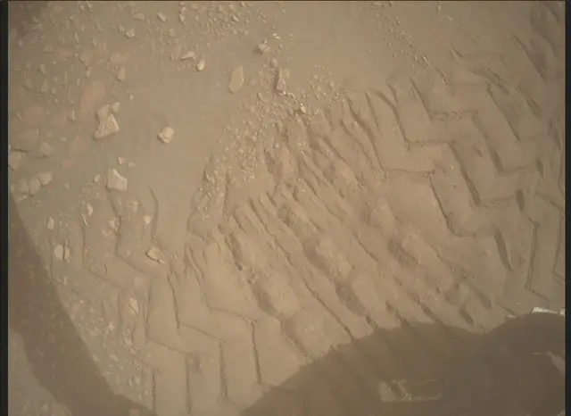 Sol 2352: Mars Descent Imager (MARDI)