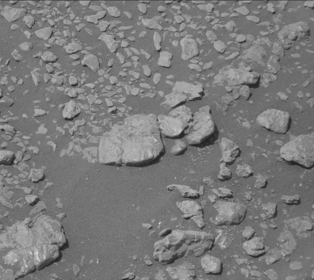 Sol 2354: Mast Camera (Mastcam)