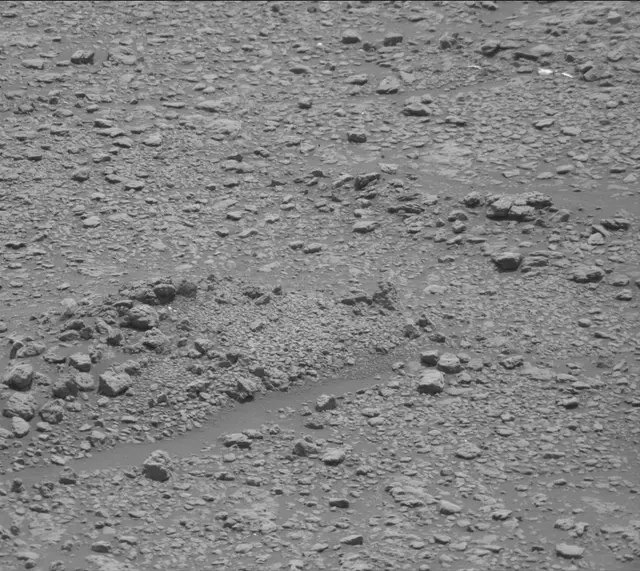 Sol 2354: Mast Camera (Mastcam)