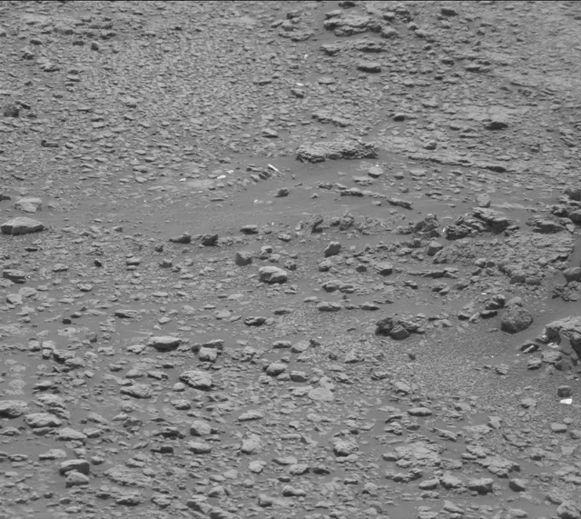 Sol 2354: Mast Camera (Mastcam)