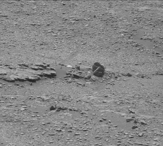 Sol 2354: Mast Camera (Mastcam)