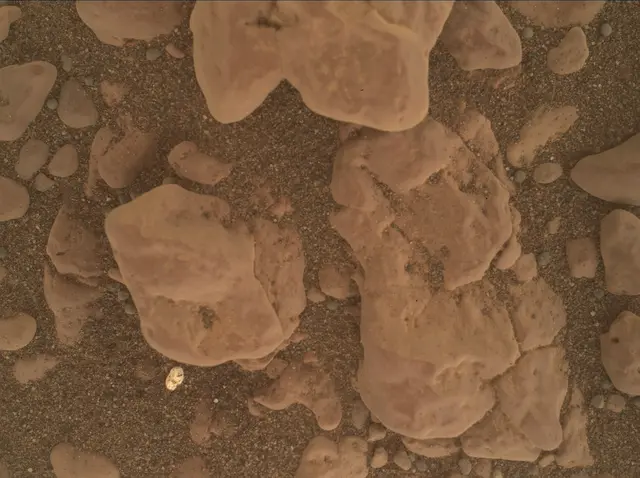 Sol 2354: Mars Hand Lens Imager (MAHLI)