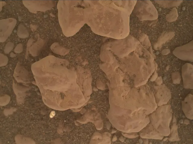 Sol 2354: Mars Hand Lens Imager (MAHLI)