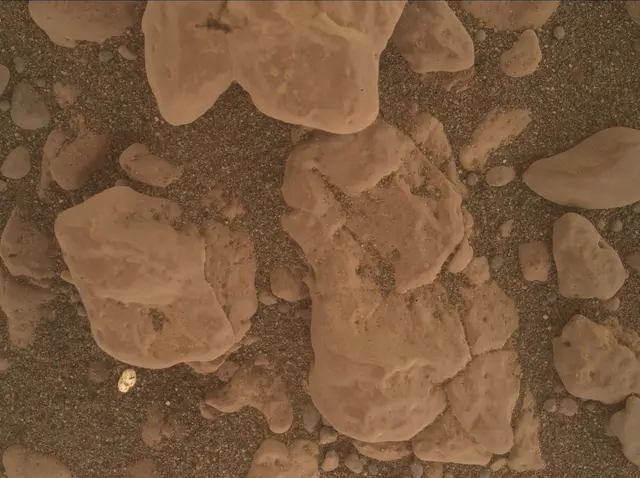 Sol 2354: Mars Hand Lens Imager (MAHLI)