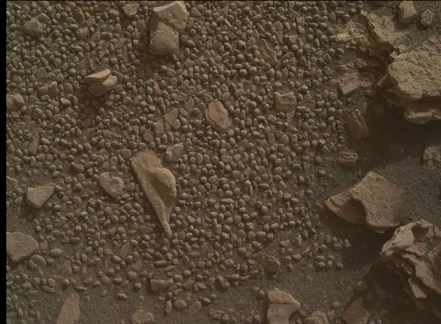 Sol 2356: Mars Hand Lens Imager (MAHLI)