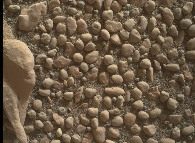 Sol 2356: Mars Hand Lens Imager (MAHLI)