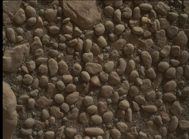 Sol 2356: Mars Hand Lens Imager (MAHLI)