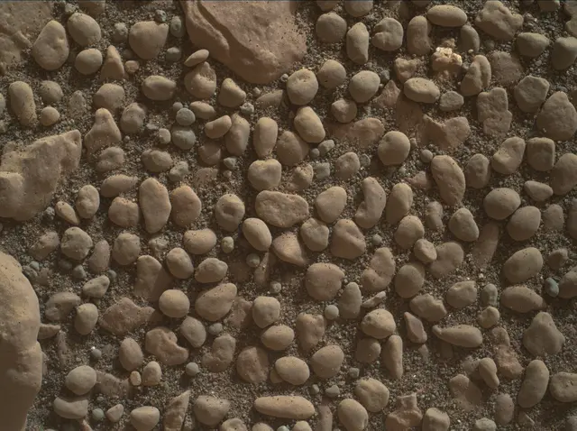 Sol 2356: Mars Hand Lens Imager (MAHLI)